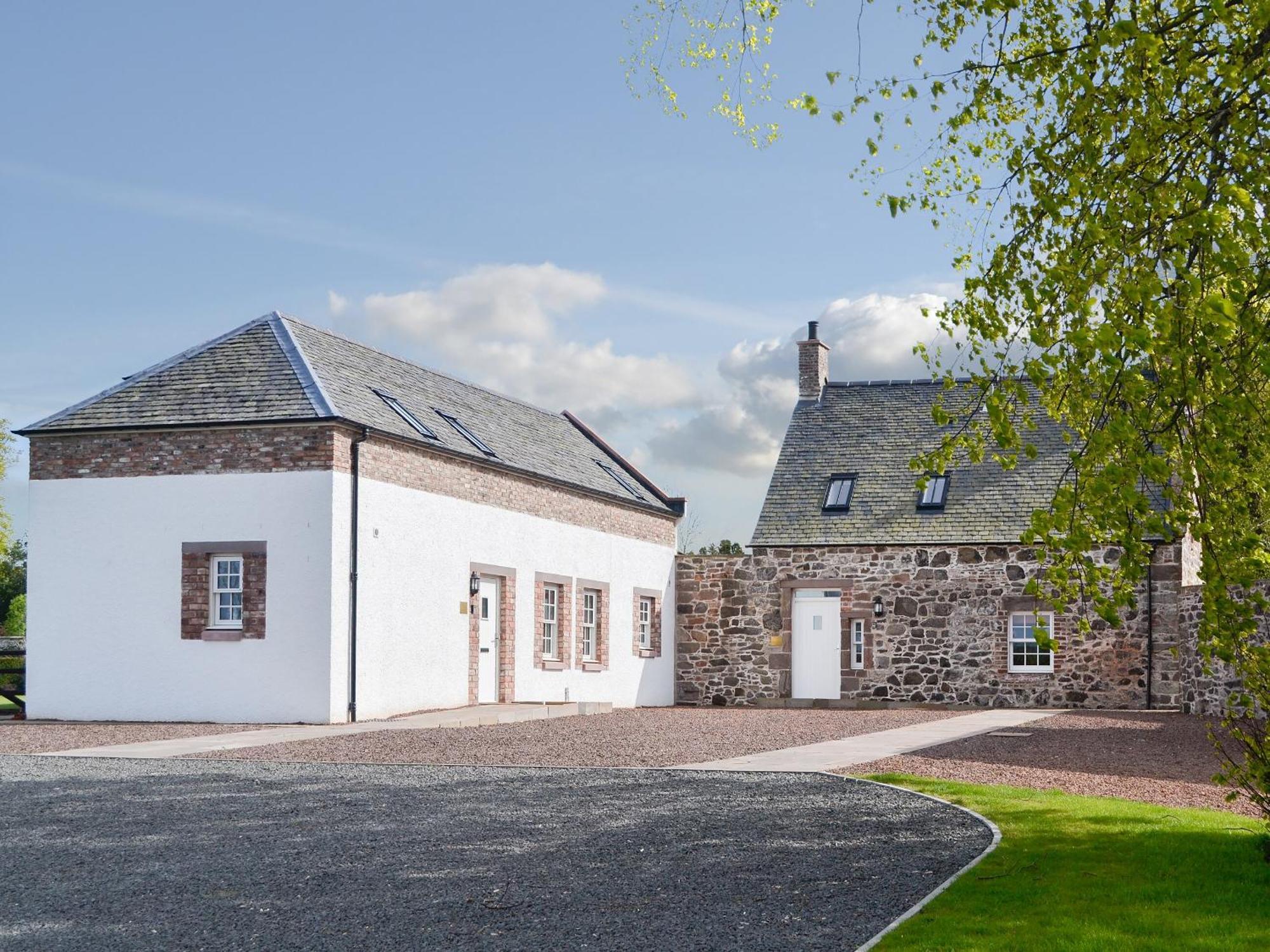 The Old Gasworks Building Villa Montrose Buitenkant foto